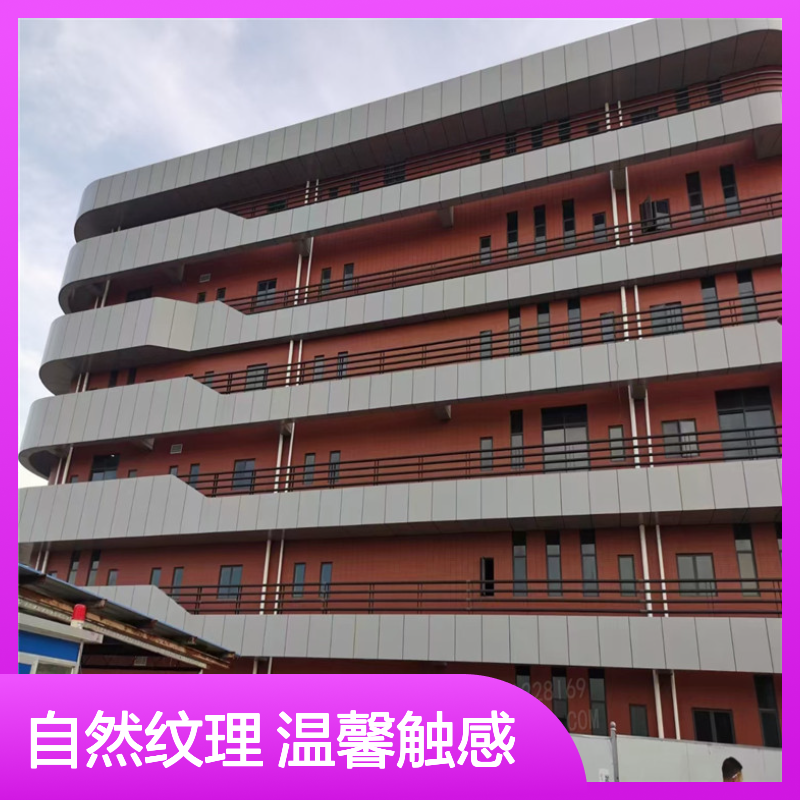 青色仿实木地板的自然纹理与温馨触感 板材厚度 3.0mm