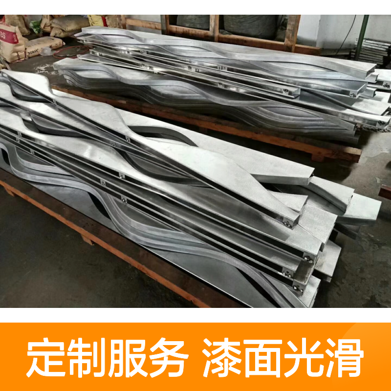宏铝墙板咖啡色铝单板幕墙定制开切口聚酯漆