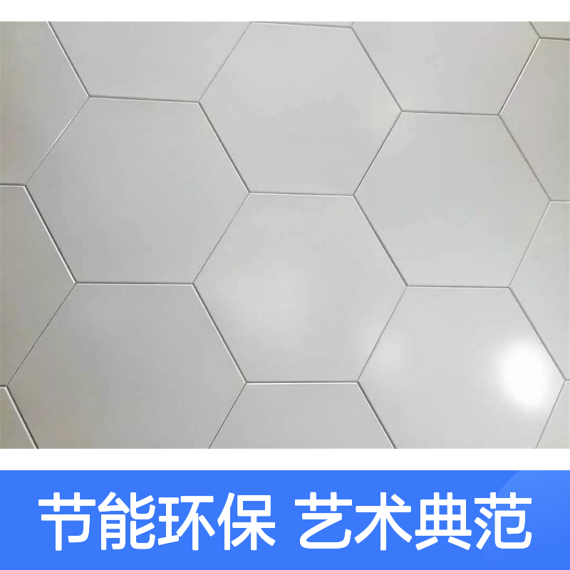 白色反雕艺术：传统与现代的碰撞，雕刻技艺的革新之旅 深加工 开切口