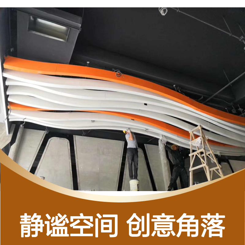 深灰办公室内静谧的思考空间，光影交错下的创意角落 深加工 折弯