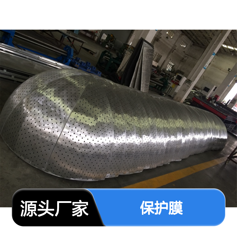 白色写字楼：城市商务地标中的宁静工作空间 材料包装 保护膜