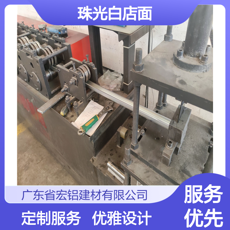 珠光白店面优雅绽放现代商业艺术气息 加工定制 是