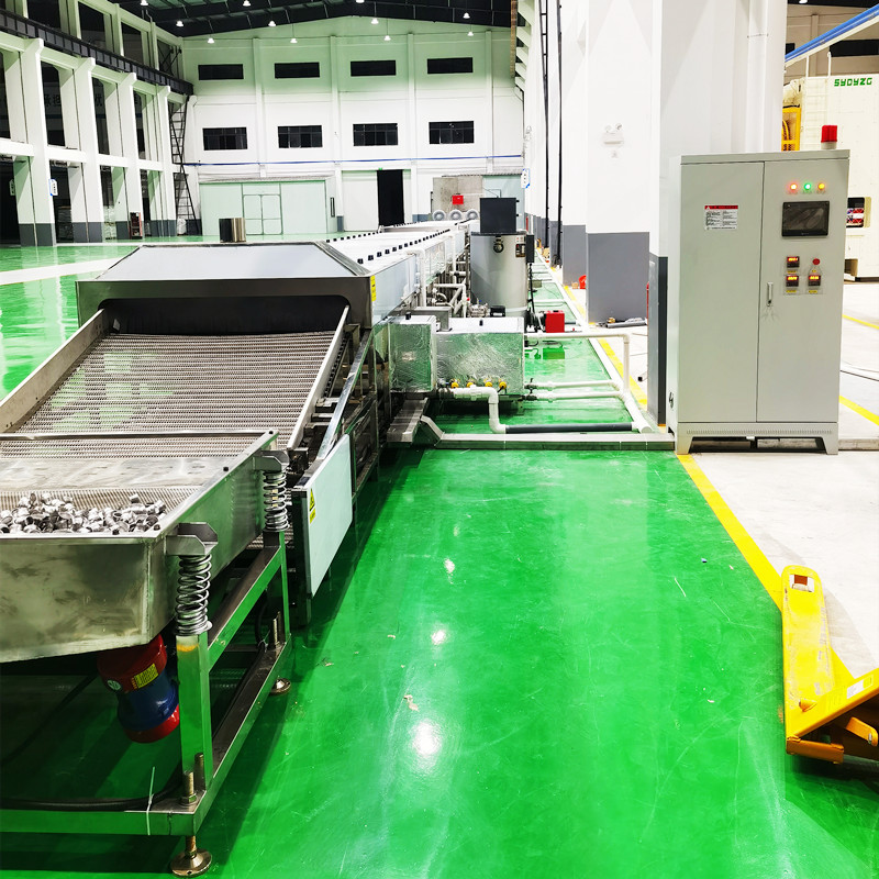 Crawler type acid-base neutralization ultrasonic cleaning and drying line automatic water washing line