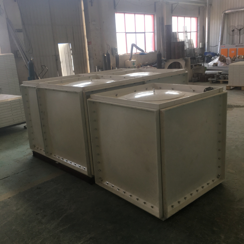 Glass fiber reinforced plastic water tank manufacturer's fire water storage equipment, prefabricated square water storage tank for roof fire protection