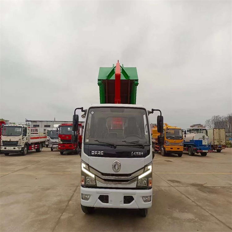 Dongfeng Dolika hook arm carriage detachable 6-way garbage truck, efficient garbage removal, and sufficient vehicles available