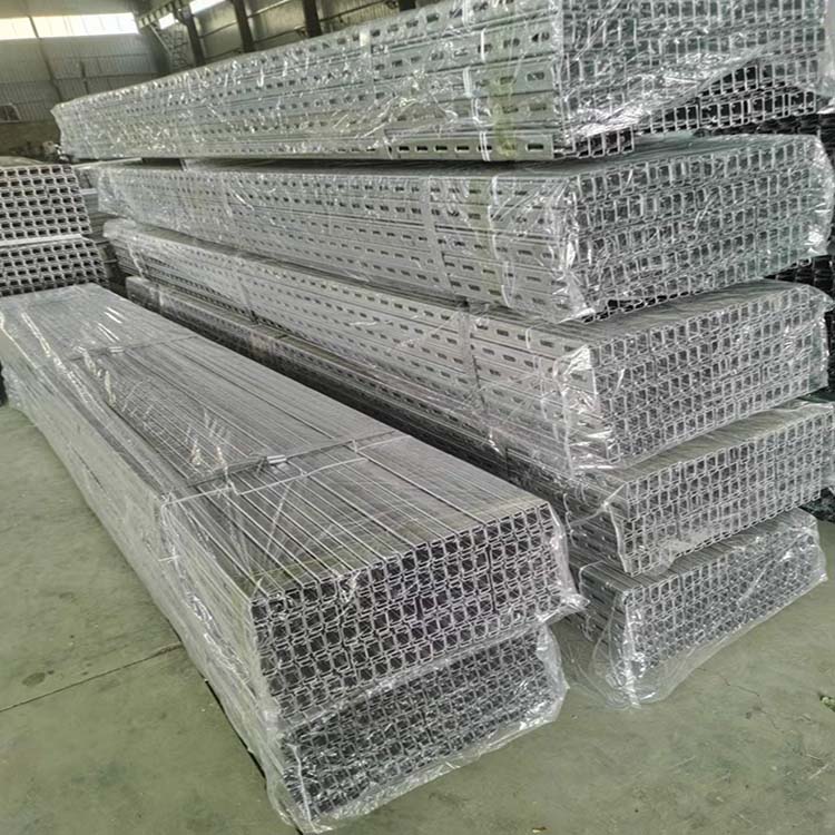 Rust prevention treatment of metal photovoltaic brackets, hot-dip galvanized C-shaped steel, Bonning quality assurance