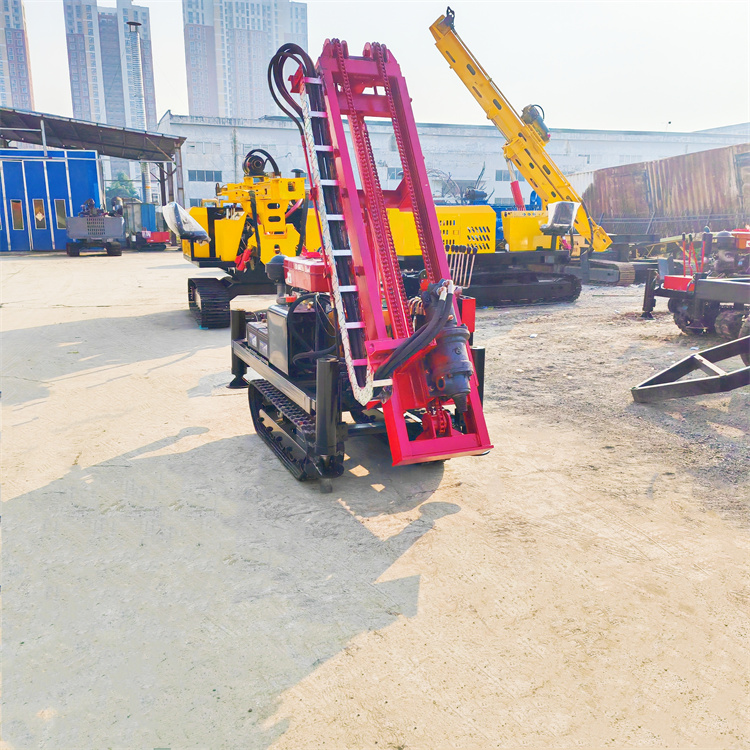 Photovoltaic ground nail drilling machine Small tracked photovoltaic drilling machine Spiral ground pile driving machine