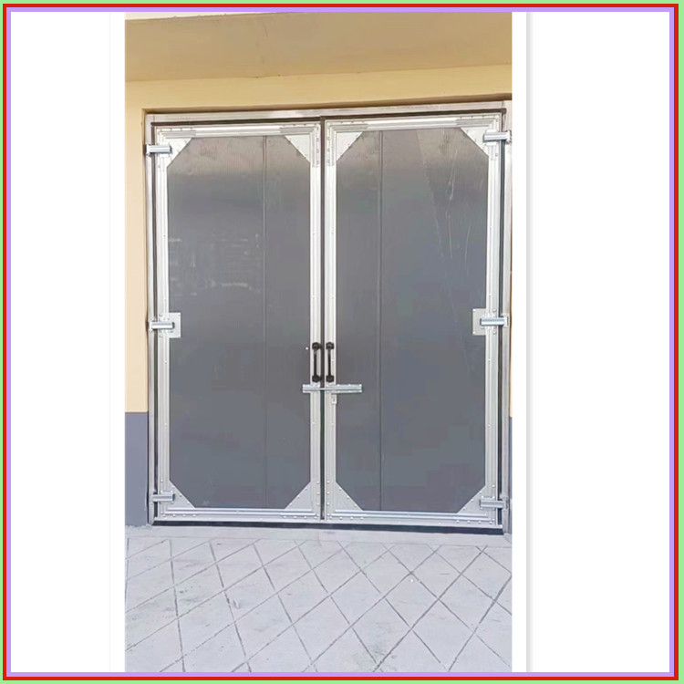 Various polyurethane factory sliding doors, industrial insulation doors, stainless steel profiles, various models of color steel plates can be customized