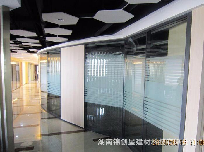 Office glass partition wall, double glass louver partition, hotel office glass partition, fireproof partition