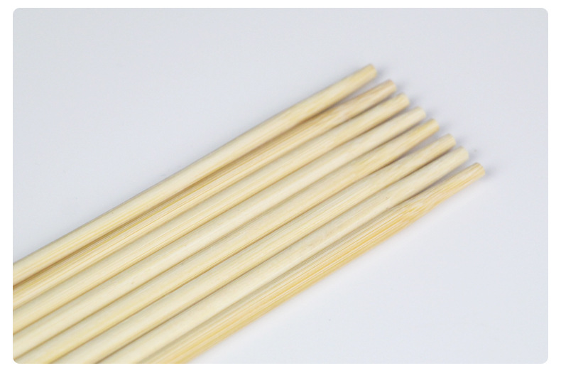 Disposable chopsticks, spoons, stickers, set meals, takeout, fast food, commercial round chopsticks, restaurants, convenient and environmentally friendly bamboo chopsticks, tableware bags