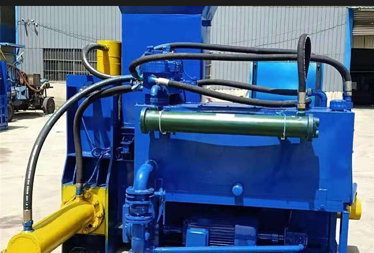 Full automatic green storage hydraulic packaging machine, three cylinder corn straw briquetting machine, bagging and straw briquetting machine picture