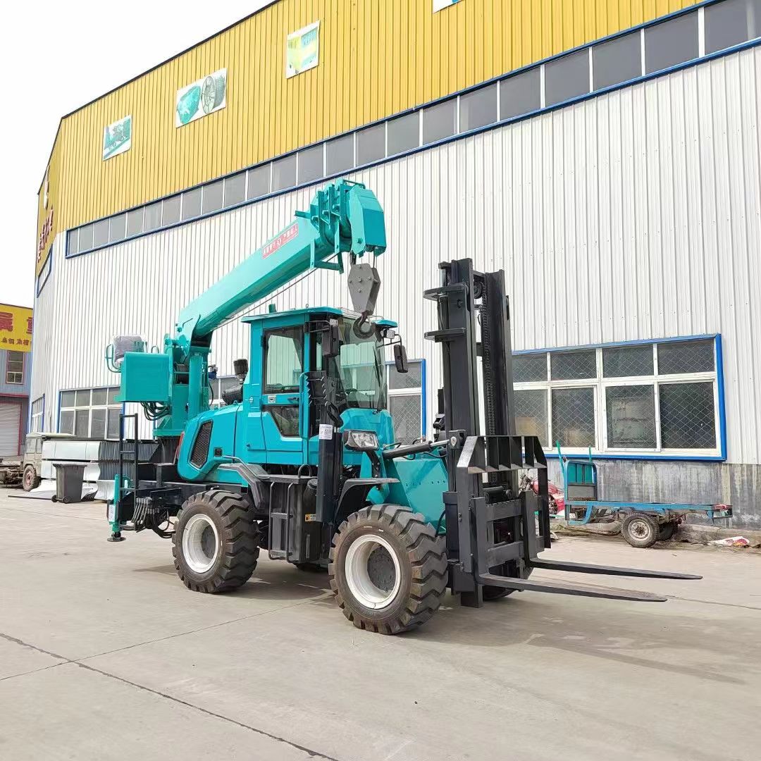 Four wheel drive off-road forklift crane, rear end modification of boom crane, boom crane, 5-ton 8-ton forklift tail crane