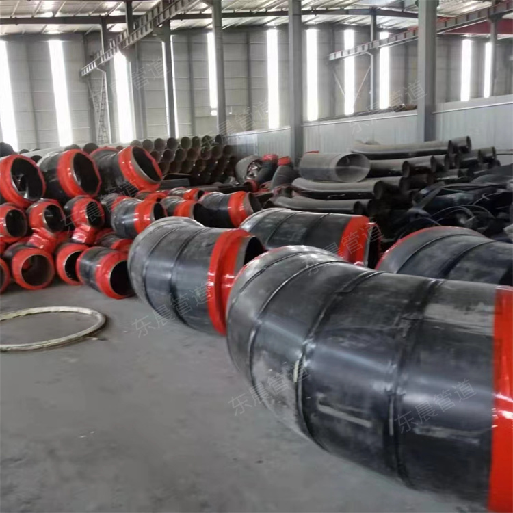 High temperature steam black jacket polyurethane insulation steel pipe manufacturer Dongchen pipeline has sufficient inventory