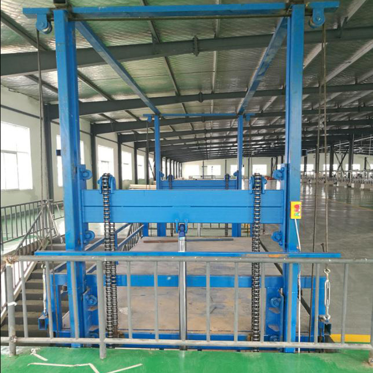 Yingda Crane Loading and Unloading Equipment Guide Rail Chain Elevator Four Pillar Cargo Elevator