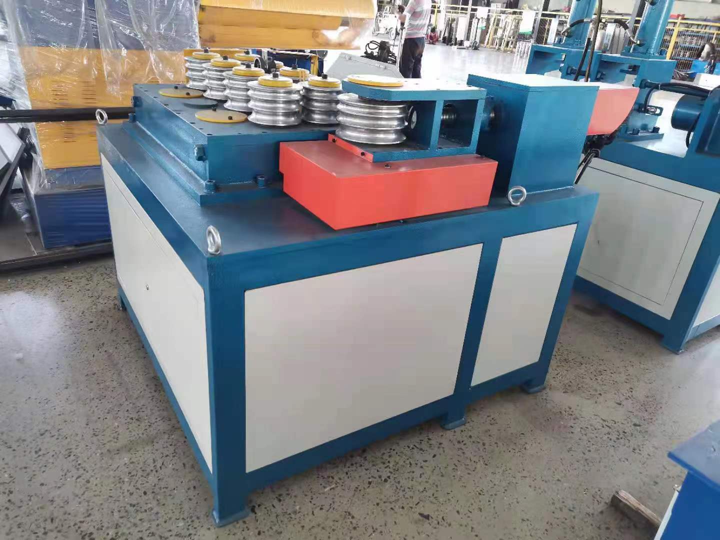 Vegetable greenhouse pipe bending machine fully automatic servo drive nine wheel pipe bending forming machine link necking equipment