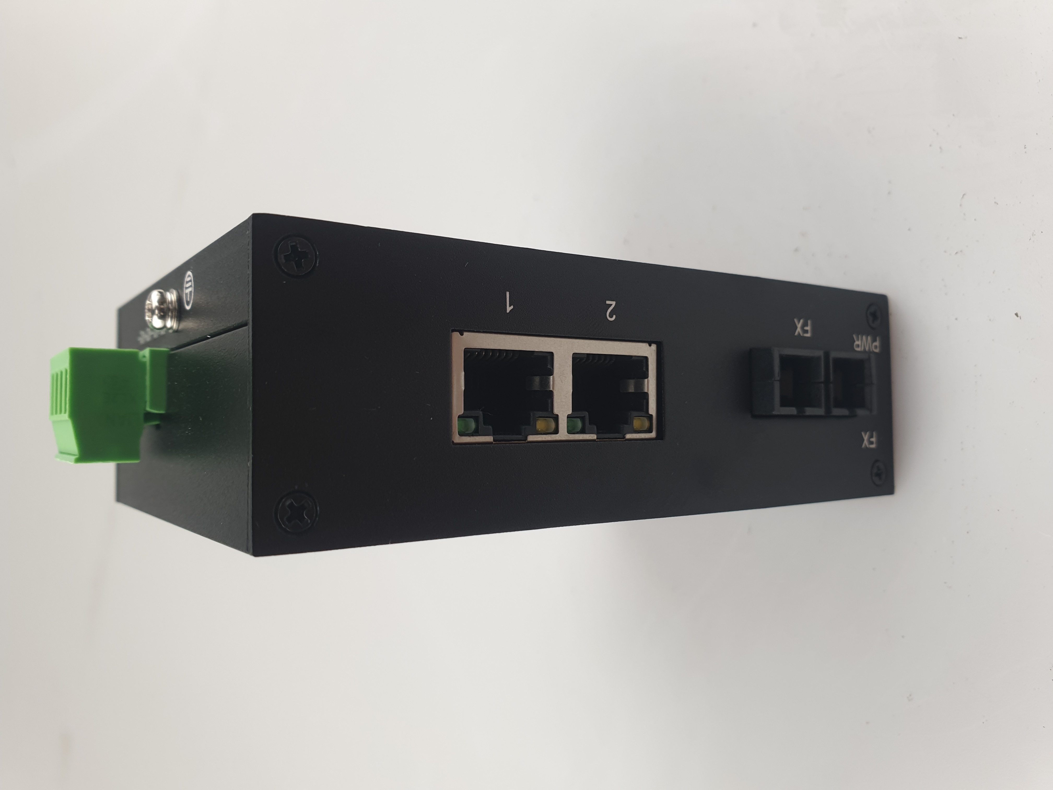 NIS203-1F One Optical Two Electrical 100 Gigabit Fiber Optic Transceiver Optoelectronic Converter Ethernet Industrial Switch