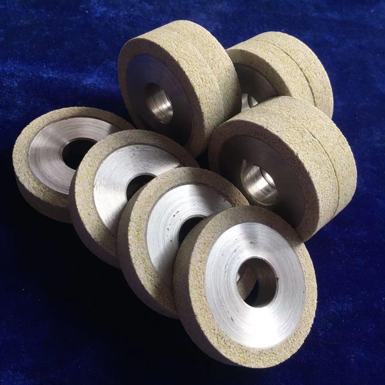 Kemei brand single crystal diamond grinding wheel ceramic bowl or parallel diamond sand wheel 150 * 10 * 32