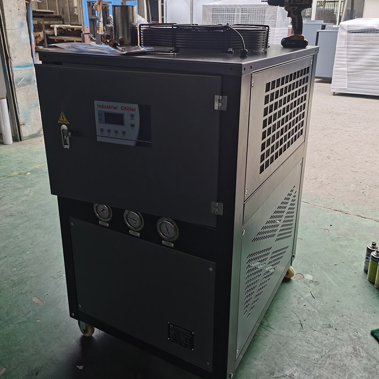 Industrial chiller, 5-horsepower air-cooled chiller, water-cooled oil cooler, small injection mold cooling and cooling machine