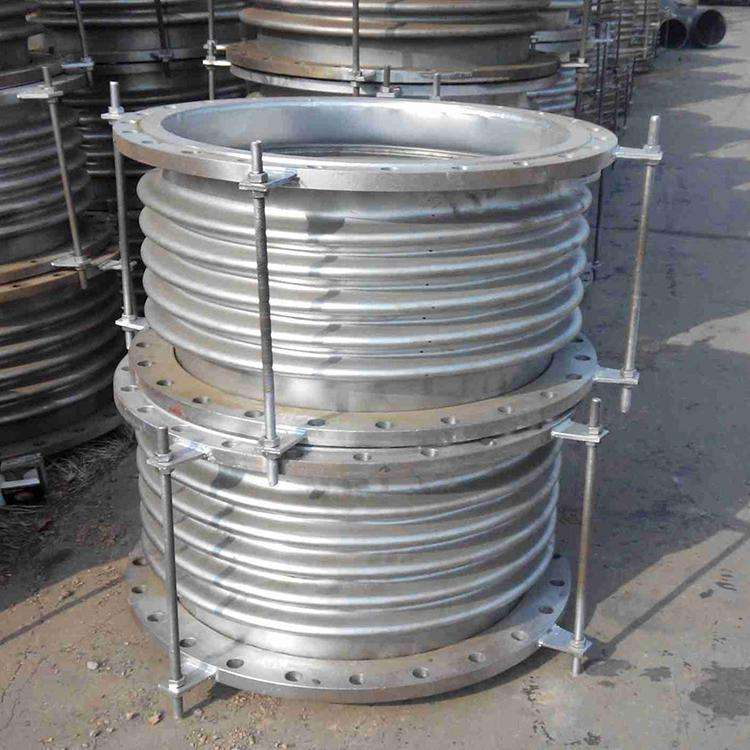 Hanke supplies corrugated expansion joints, stainless steel high-pressure compensators, and expansion joints in stock