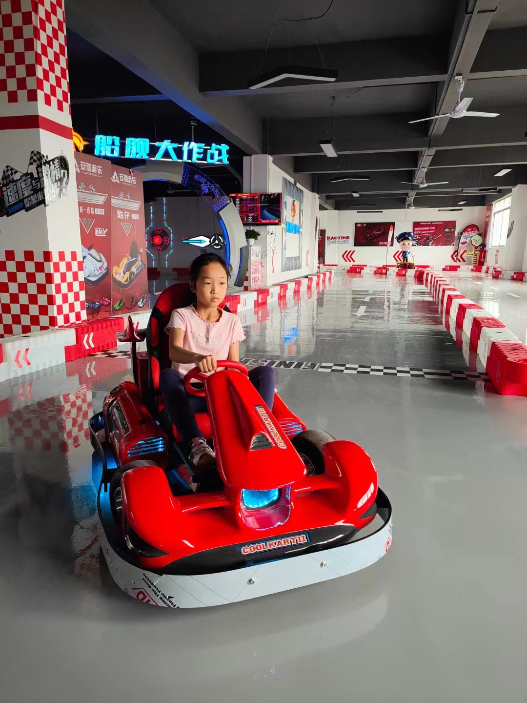 Source Amusement Park Children's Adult Karting Club Beach Off road Vehicle Electric Square Bumper Car Game Machine