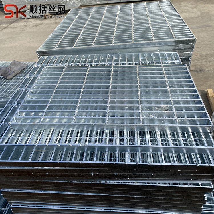 雨水井格栅网厂定制热镀锌漏水篦子钢 化工厂楼梯盖板 平台踏步板