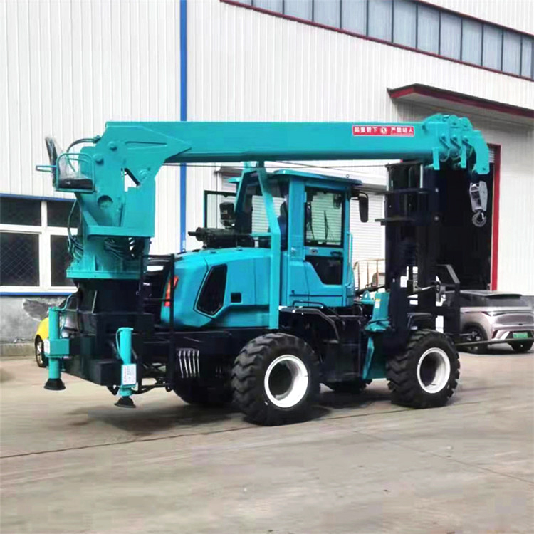 7-ton forklift tail crane construction site, four-wheel drive off-road forklift, forklift crane, integrated machine, prosperous