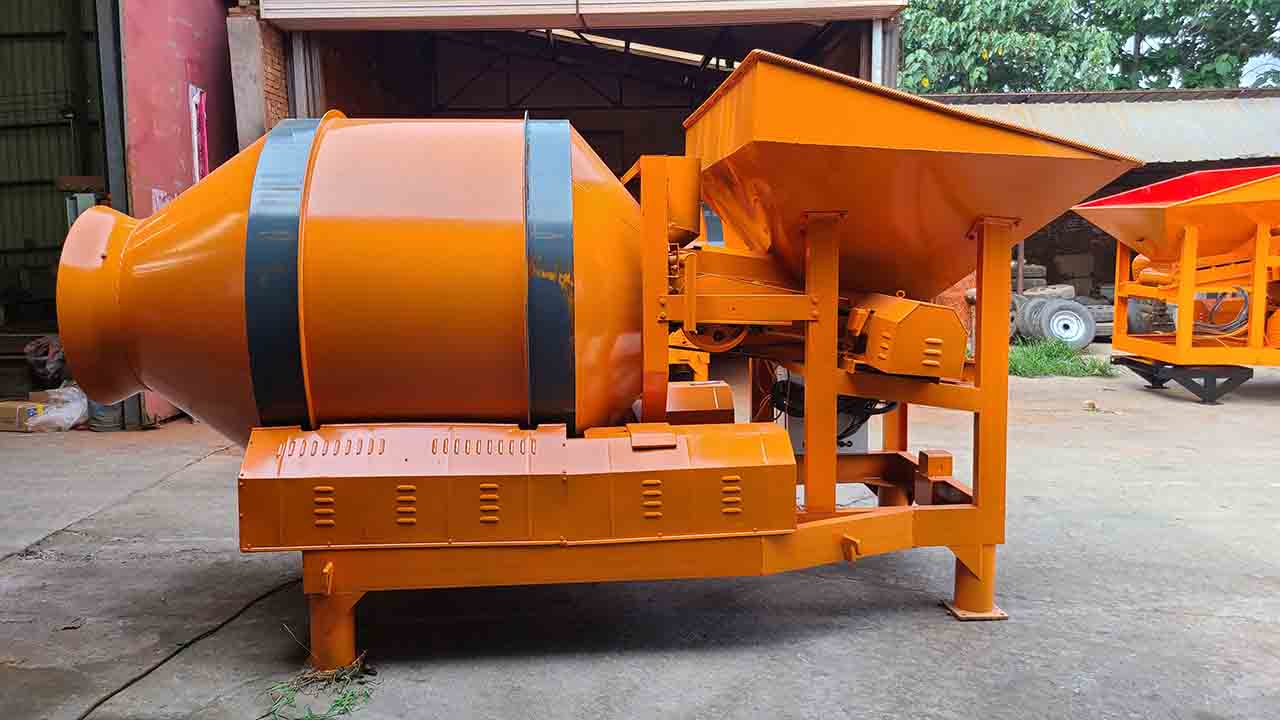 Bolan Machinery 1000/1500 Drum Mixer Customized Large Mobile Concrete Mixing Equipment