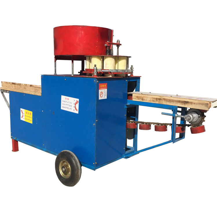 Greenhouse seedling cupping machine Mobile seedling cupping machine Agricultural nutrient soil watering machine Strawberry soil bagging machine