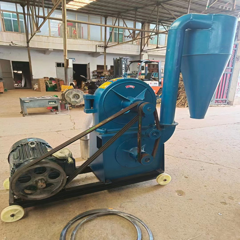 Xinhong supplies 400, 600 rice and corn grinder, grain self-priming claw crushing equipment