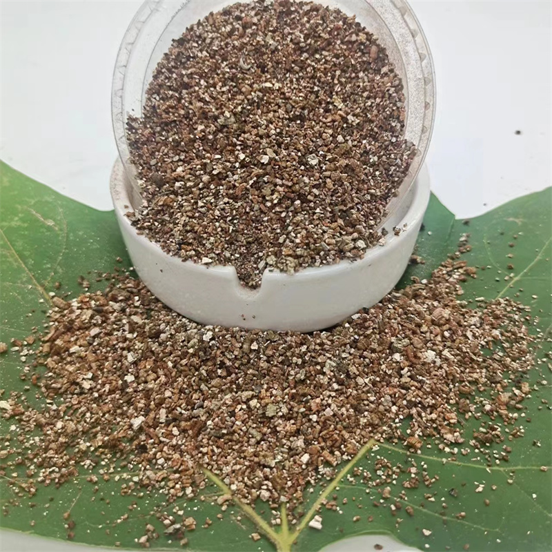 Wholesale of 40-60 mesh vermiculite particles as insulation material by Chuanxin manufacturer, golden vermiculite