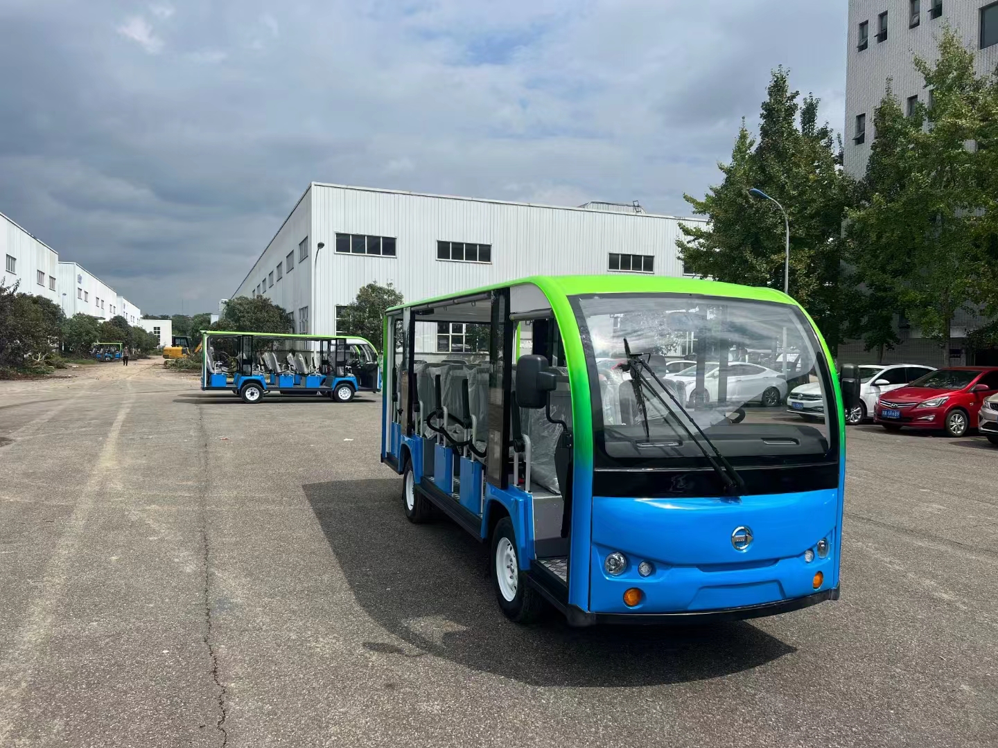 Hainan Haikou Sanya Scenic Spot Electric Sightseeing Bus 23 New Energy Sightseeing Bus Customized by the Manufacturer