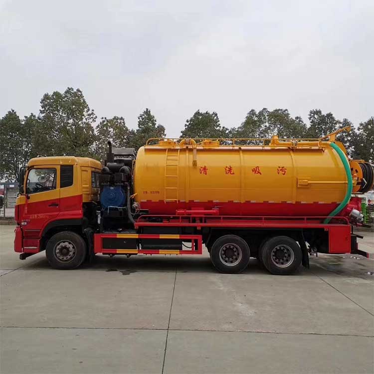 New Dongri brand Dongfeng Tianlong Houshuangqiao Guoliu cleaning and suction vehicle Pipeline dredging vehicle Factory price spot sales