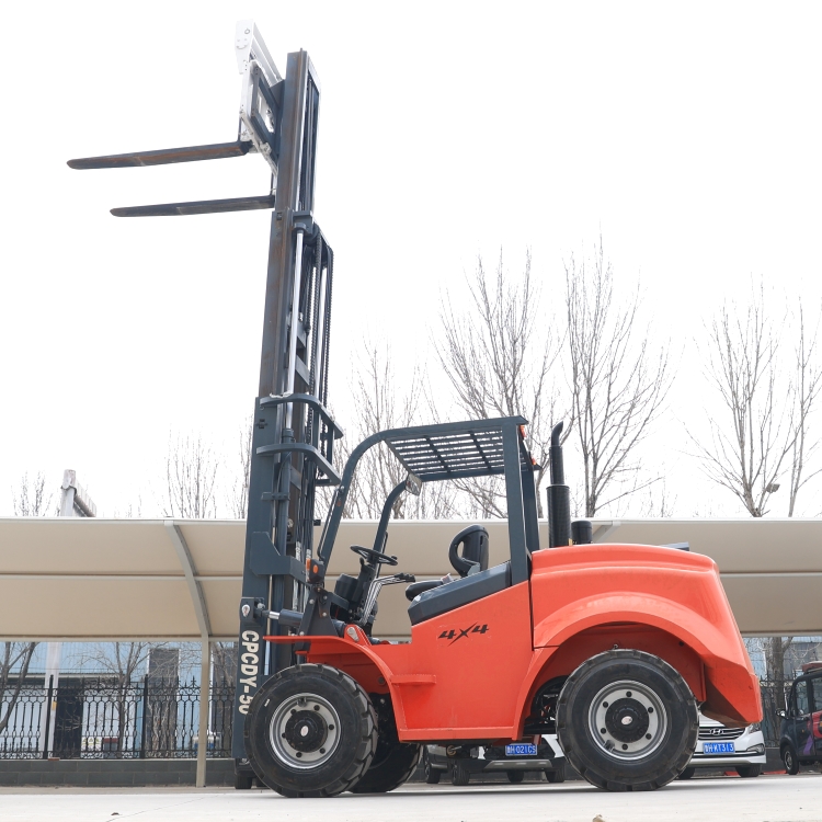 Mountain four-wheel drive off-road forklift processing wheeled diesel internal combustion off-road forklift