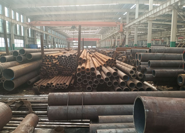 15crlog boiler tube 15CrMoG high-pressure boiler seamless tube Hongjin high-pressure alloy tube