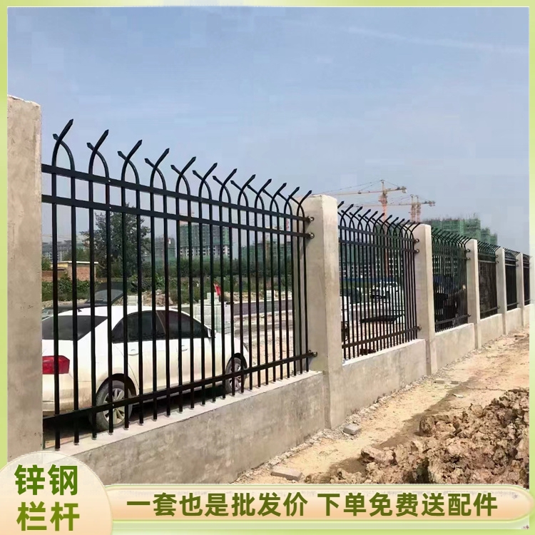 青 岛锌钢市政护栏 桥梁道路防撞隔离预埋组装 启华建材
