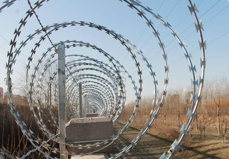 Manufacturer's fence rolling cage protection fence rolling cage stainless steel fence rolling cage fence manufacturer Ruishuo meters can be determined