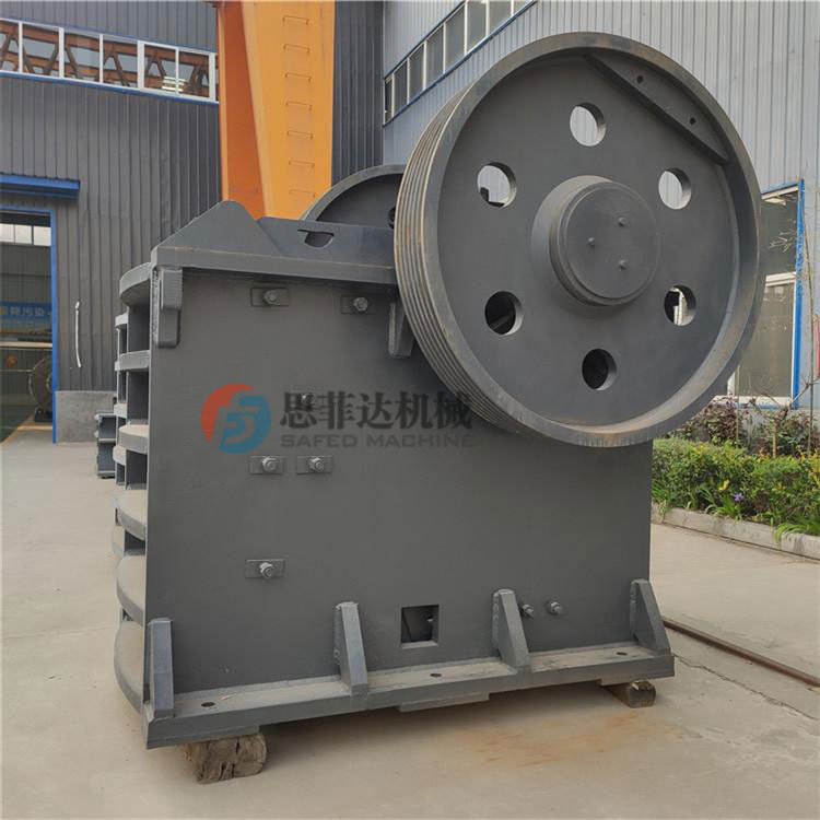 Stone crushing production line PE jaw crusher 69 cast steel stone breaking machine