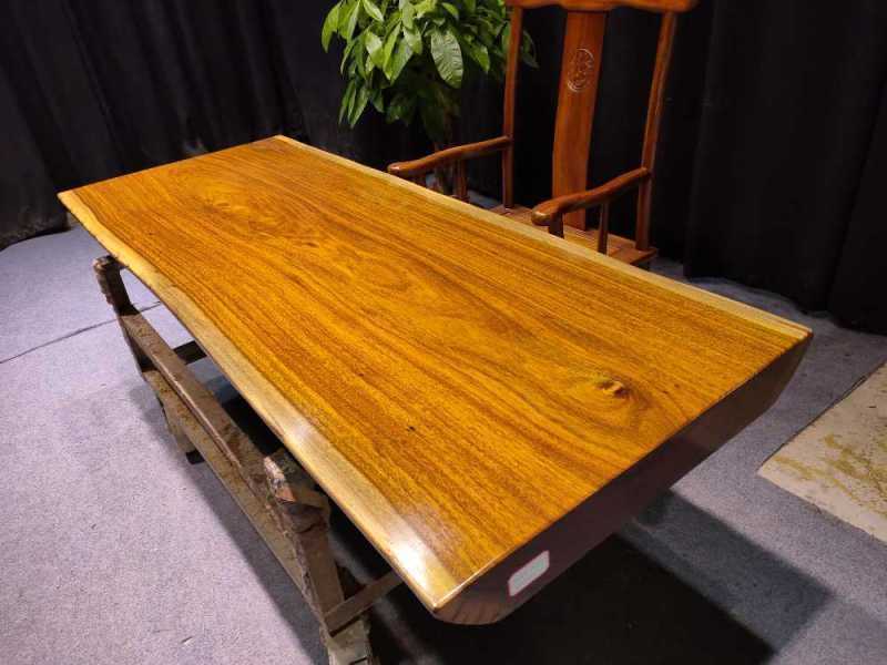 New Chinese style solid wood natural edge large board tea making table, original wood tea table, meeting table, boss's office table, negotiation tea table