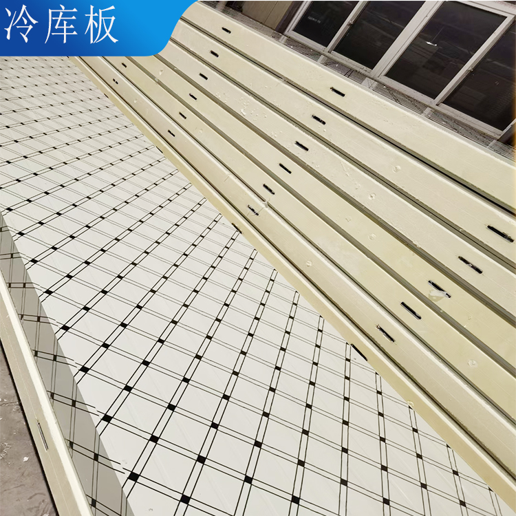 Cold storage manufacturers produce double-sided color steel plates and polyurethane cold storage panels. Cost of fireproof cold storage panels