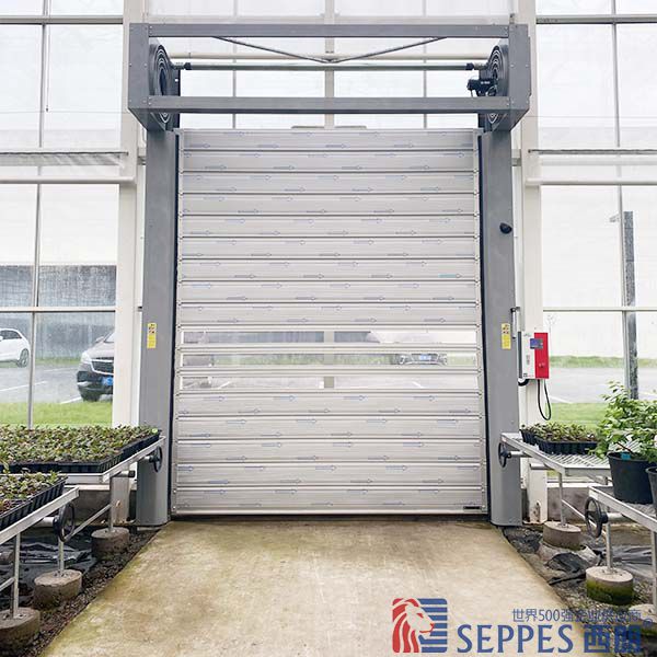 Hard and fast rolling shutter doors at airport freight stations for anti-theft, safety, wind and rain resistance, and high-speed operation