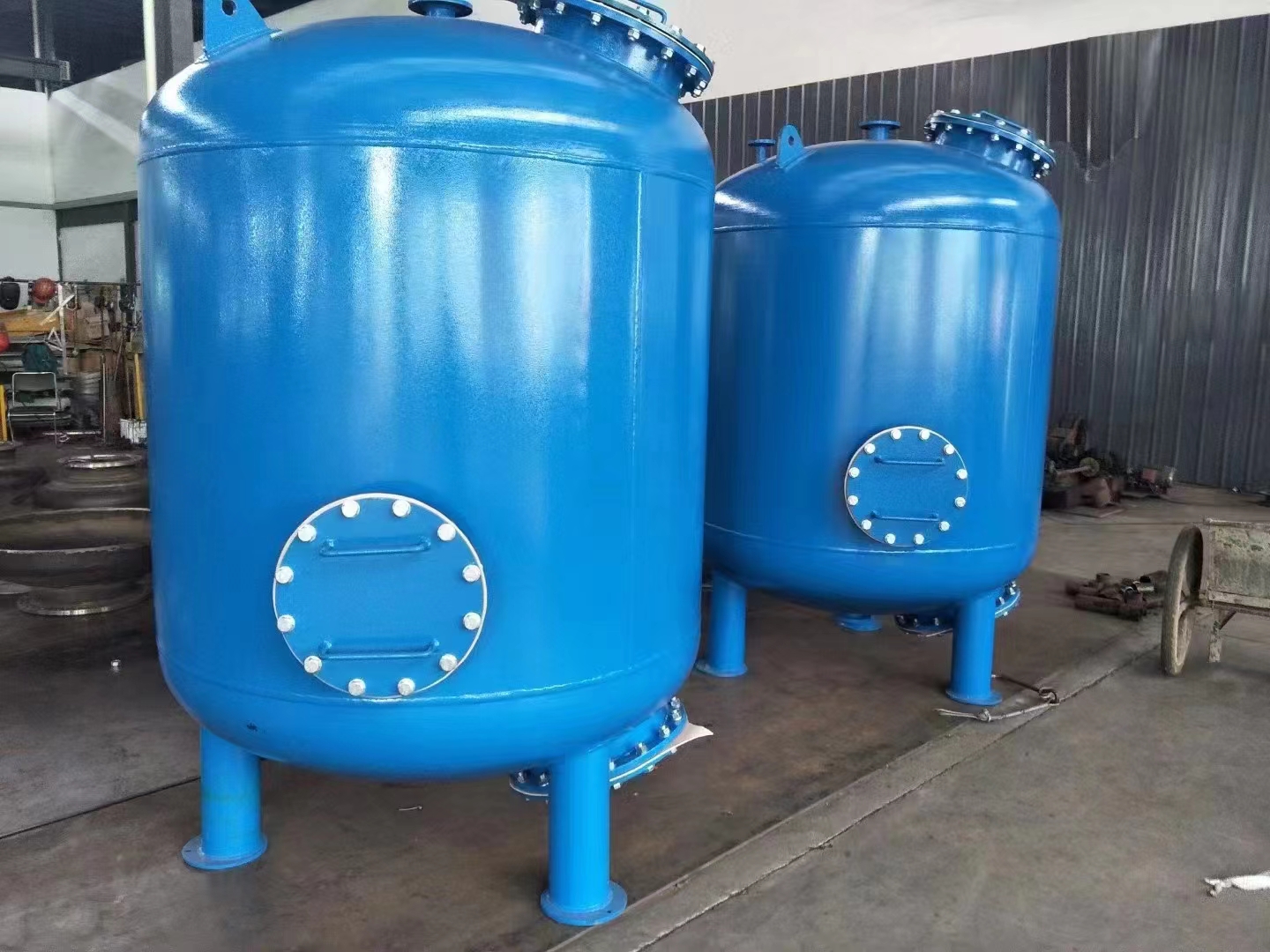 Mechanical filter carbon steel tank lined with plastic, heat-resistant, corrosion-resistant, acid alkali sand filter tank, chemical reaction storage tank