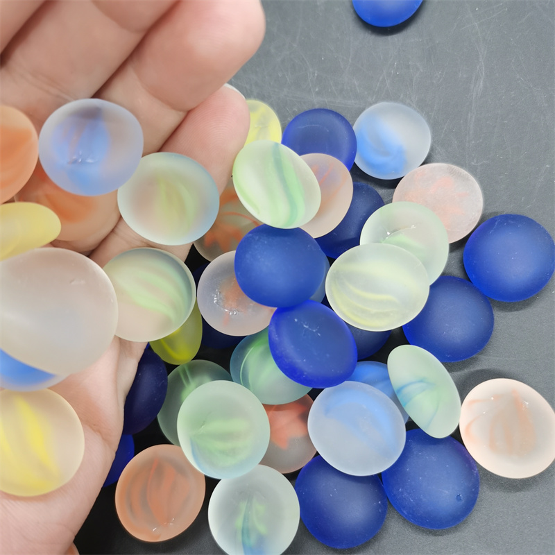 Supply frosted glass flat beads for landscape design, bulk decoration, and landscaping glass beads