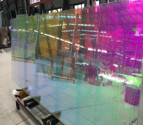 Colorful glass color change, dazzling color glass, laminated curtain wall glass, gradient glass, deep carving, wired art glass