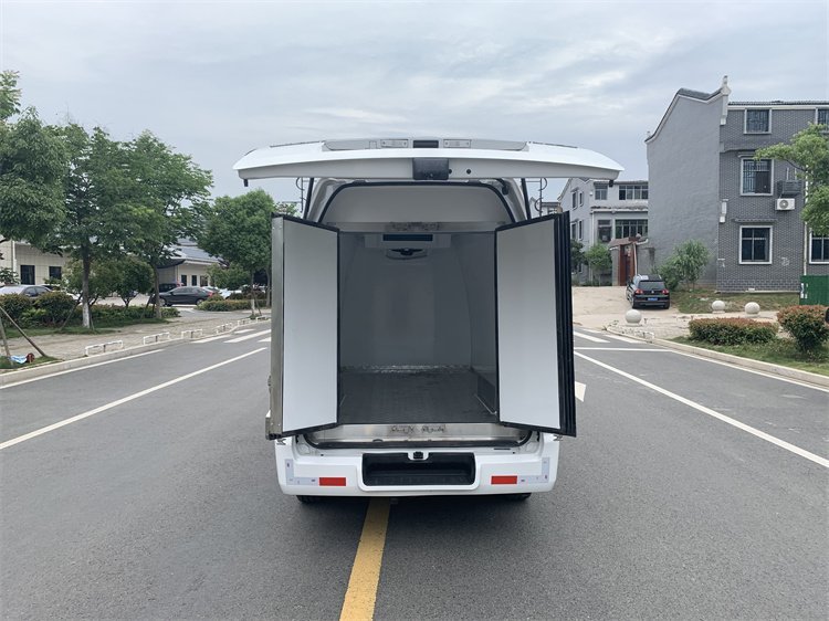 Cheng Li with backup electric Foton G7 bread refrigerated truck, small 6-square refrigerated transport truck, pharmaceutical vaccine cold chain truck