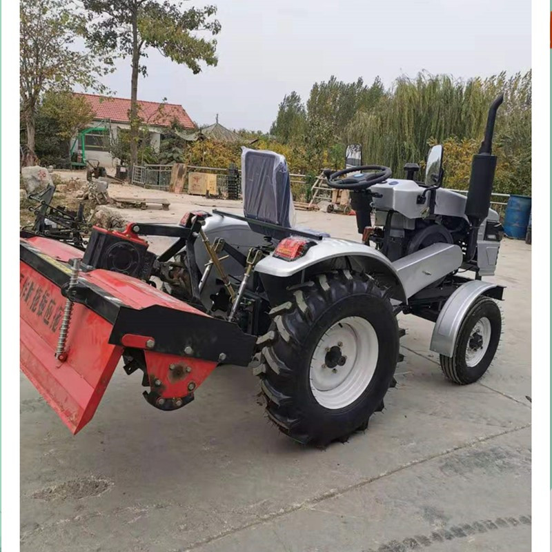 Medium size 40 50 horsepower agricultural four wheel tractor with strong pressure lift can be equipped with a sunshade