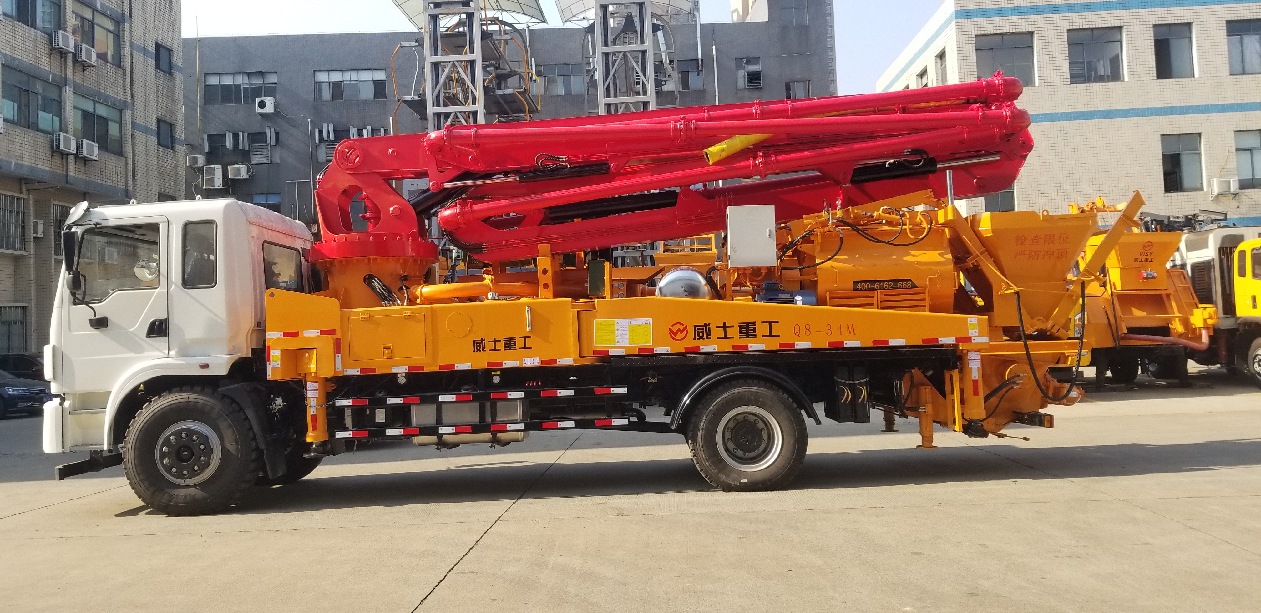 Weishi self mixing pump truck, 33 meters, single bridge, narrow road surface, rural building and road repair, 30 cubic meters of concrete per hour