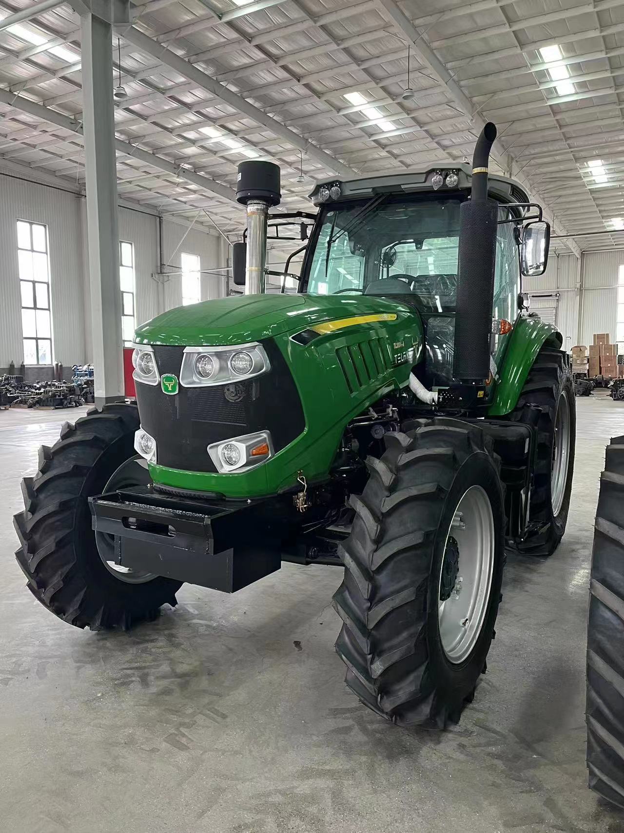 Jintuo Trak 1804 Tractor Agricultural Plowing and Tilting Machine Weichai Power four-wheel drive multi cylinder panoramic cab