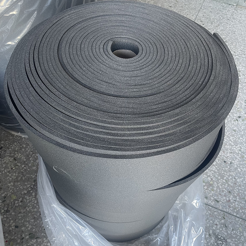 Spot 30 times XPE roll material, black soundproof and shock-absorbing foam, polyethylene, environmentally friendly XPE foam, waterproof and sealing material