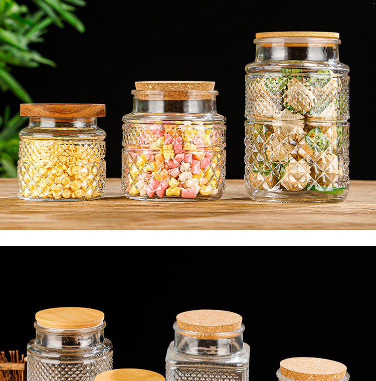 Wholesale of new glass jars with large capacity, thickened sealed jars, bamboo lids, tea storage jars, snack and miscellaneous grain storage jars