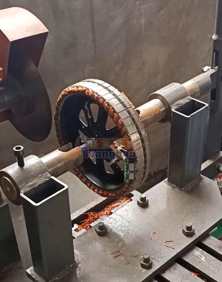 Electric vehicle rear wheel motor copper cutting machine Electric vehicle motor disassembly equipment Electric vehicle motor copper dismantling machine